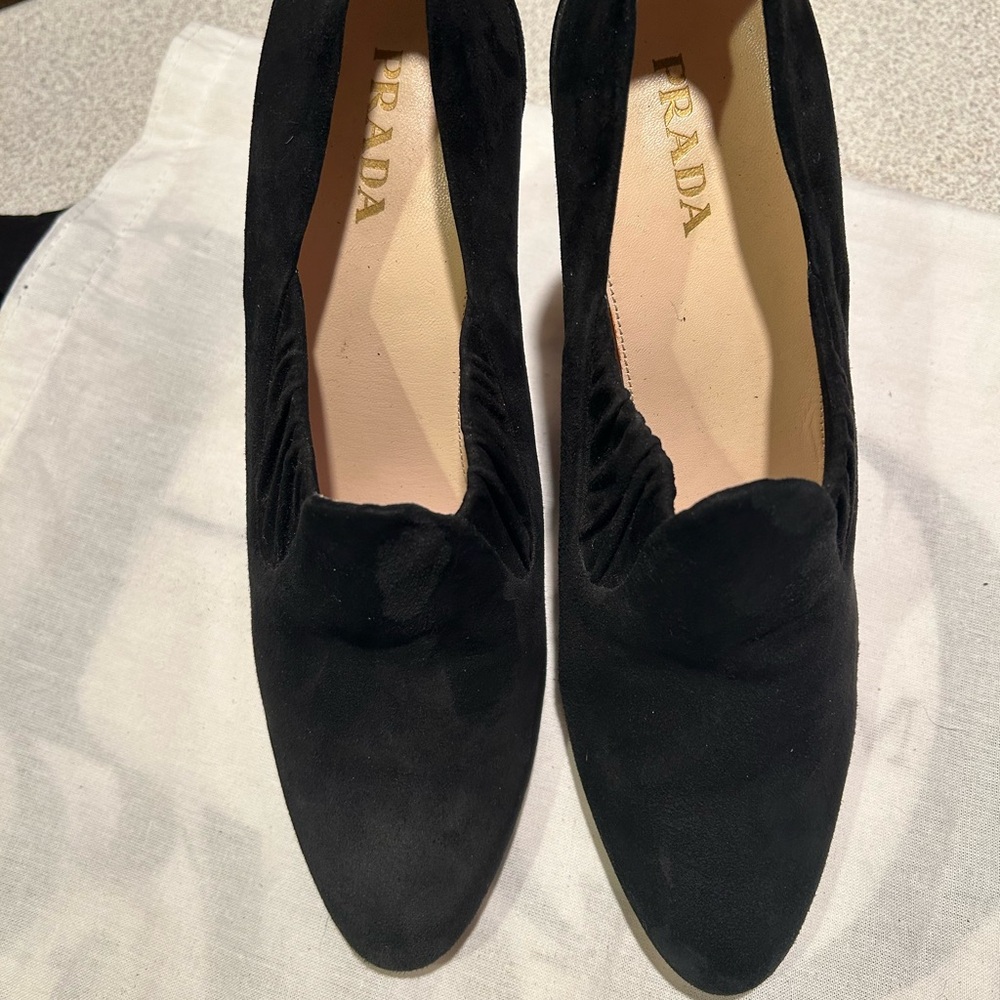Prada Women's Black Suede winter pump